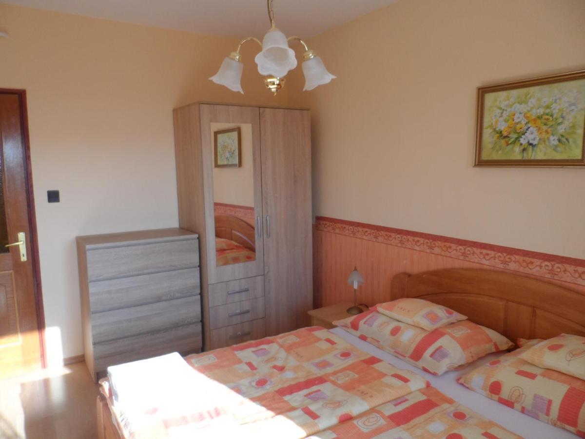 Apartman Berki เฮวิซ ภายนอก รูปภาพ